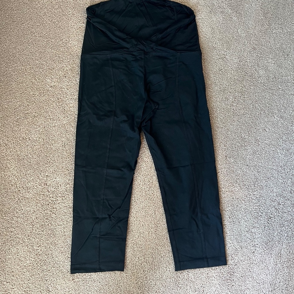 BeMaternity by Ingrid & Isabel Black Mid-Calf Maternity Leggings Size M - Picture 3 of 3
